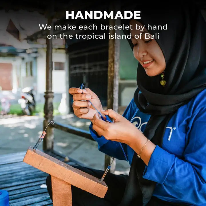 Armbanden är handgjorda på Bali - Naturboden