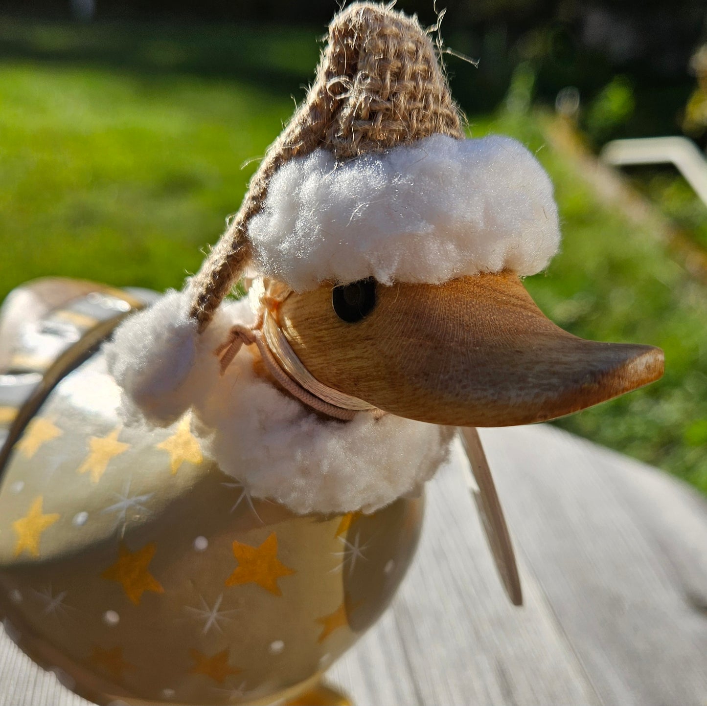 Närbild Carol anka i bambu jultema - Naturboden