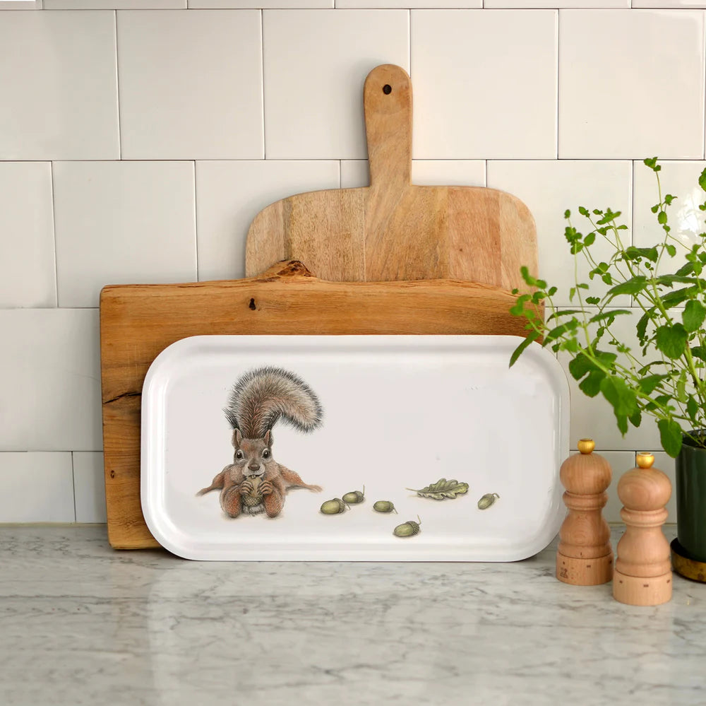 Lång bricka med ekorren Sebastian - Naturboden
