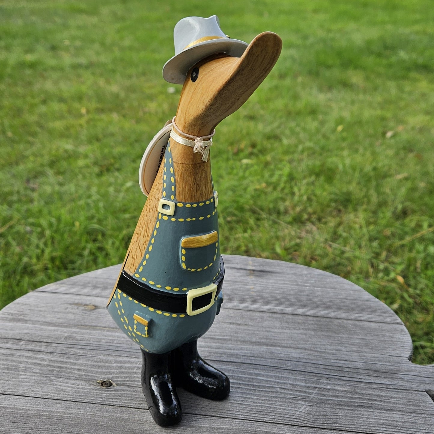 Biodlare, Bumble anka i bambu med blå kläder och ljusblå hatt - Naturboden