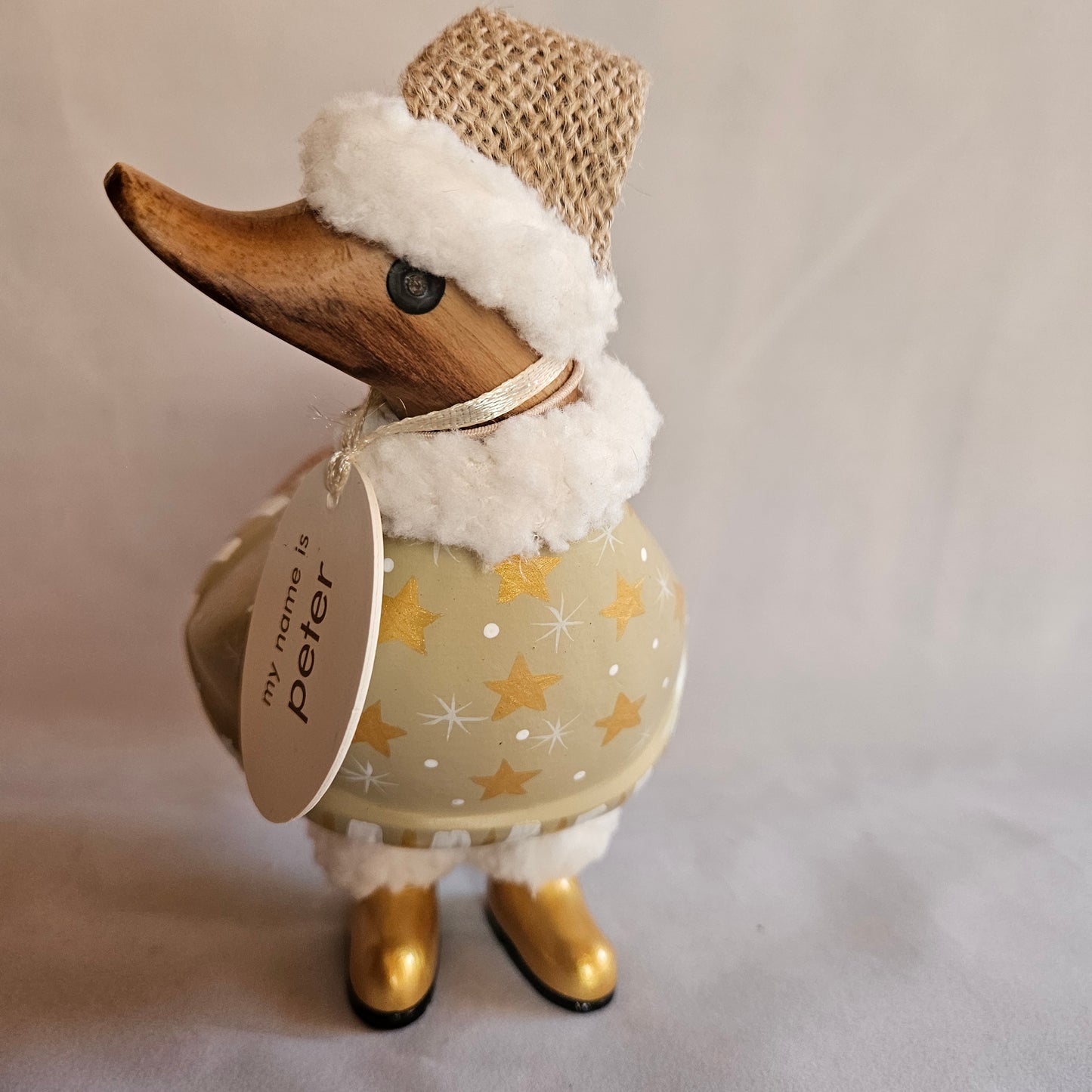 Peter julanka i bambu med guldstövlar och juldress - Naturboden