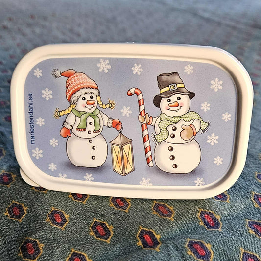 Minibox med vintermotiv, snögube och gumma på blå bakgrund - Naturboden